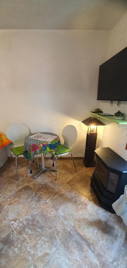 Franceska Apartmani Црес Экстерьер фото